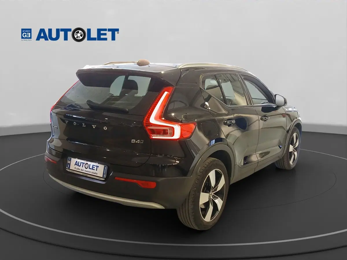 Volvo XC40 usata a Genova (7)