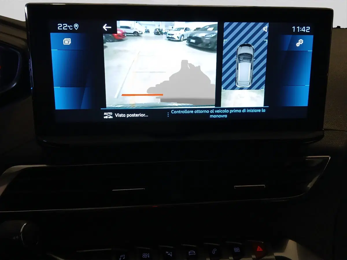 Peugeot 3008 usata a Genova (15)
