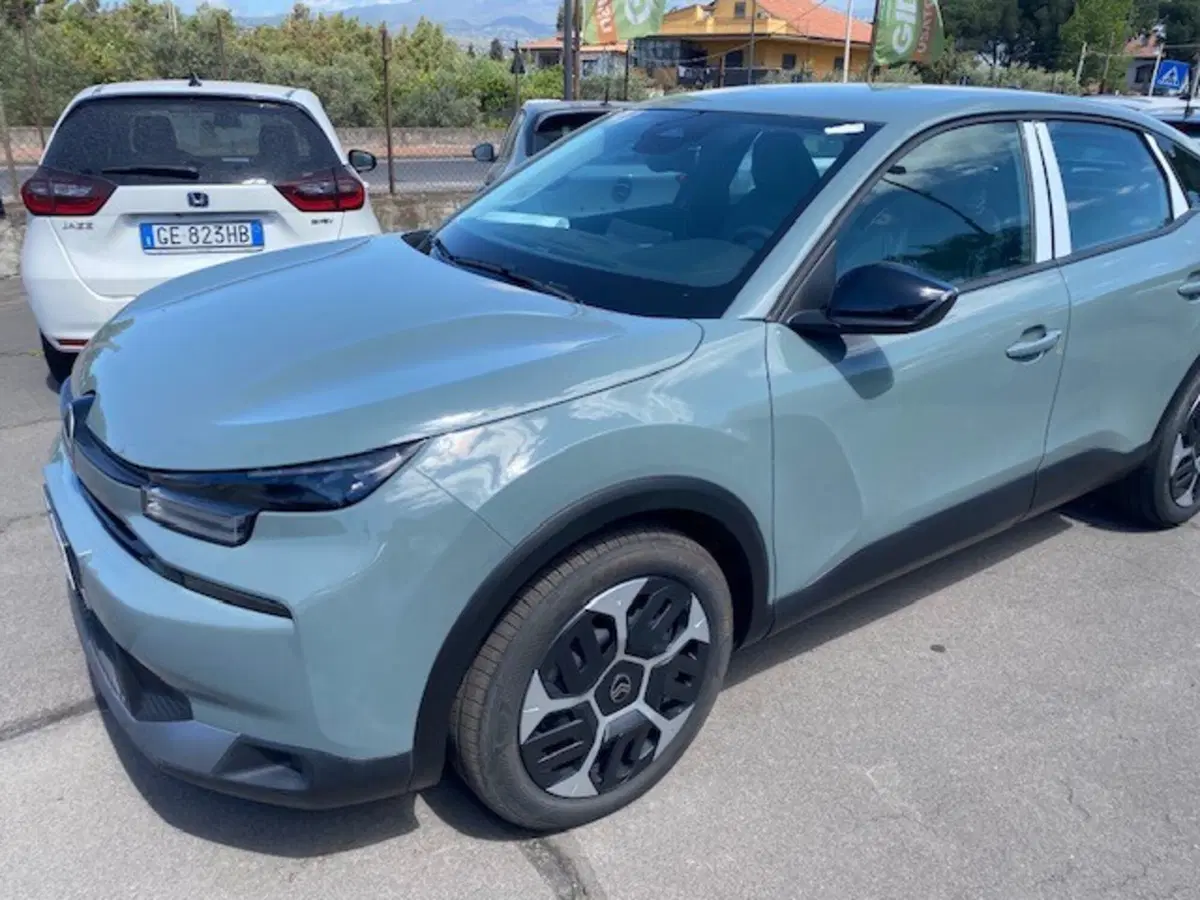Citroen C4 X nuova a Catania (3)