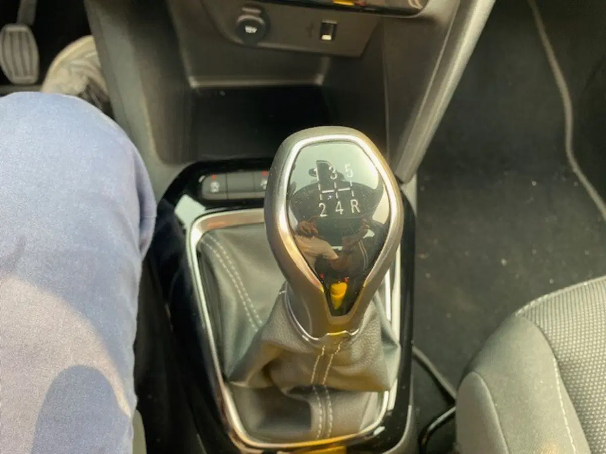 Opel Corsa nuova a Catania (4)