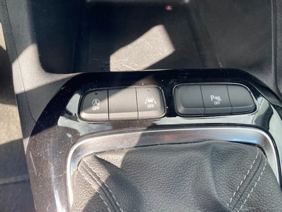 Opel Corsa usata a Catania (13)