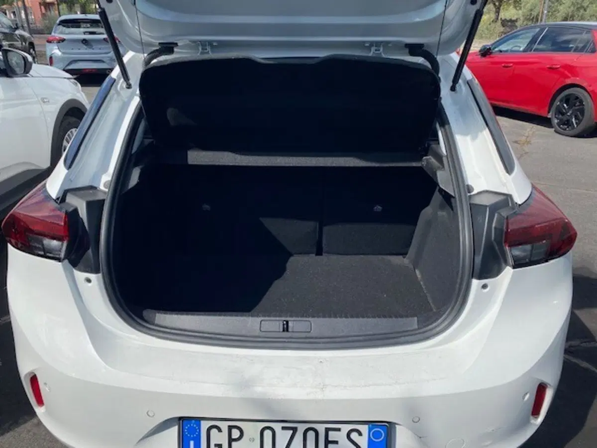 Opel Corsa usata a Catania (5)