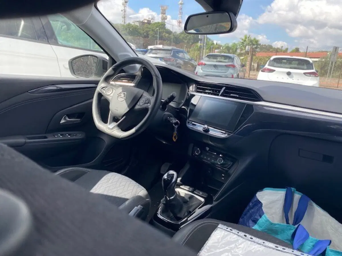 Opel Corsa usata a Catania (8)