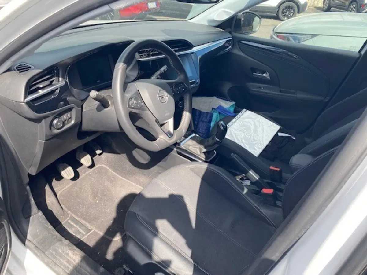 Opel Corsa usata a Catania (9)