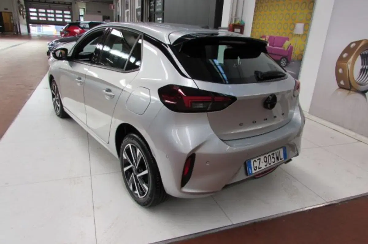 Opel Corsa usata a Milano (5)