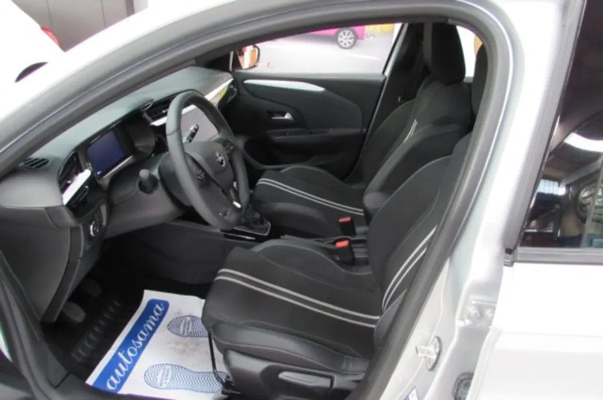 Opel Corsa usata a Milano (8)
