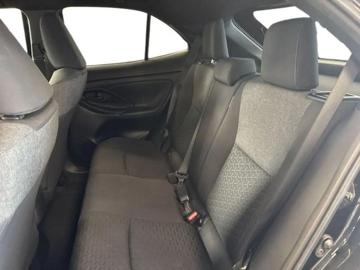 Toyota Yaris Cross usata a Prato (12)