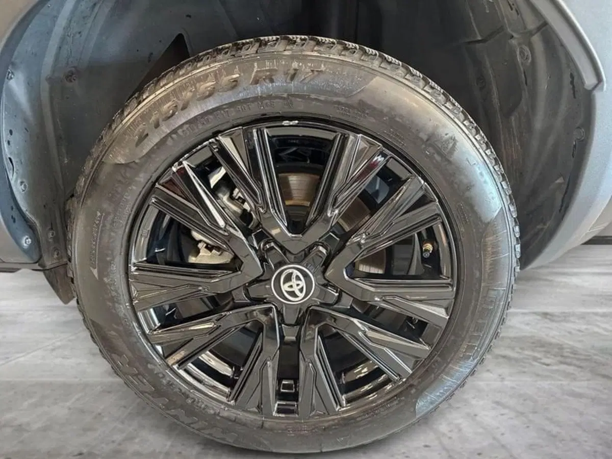 Toyota Yaris Cross usata a Prato (14)