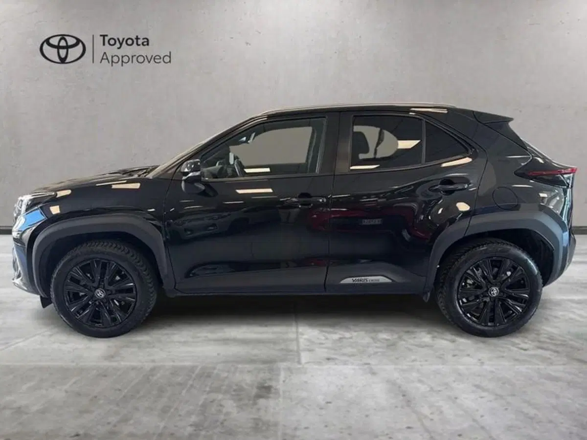 Toyota Yaris Cross usata a Prato (3)
