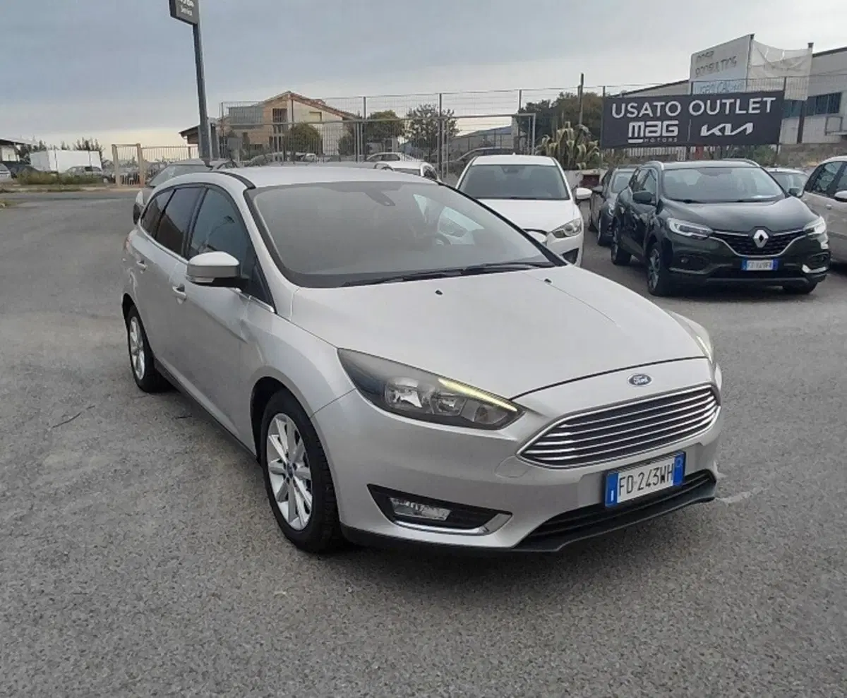 Ford Focus Station Wagon usata a Cosenza (3)