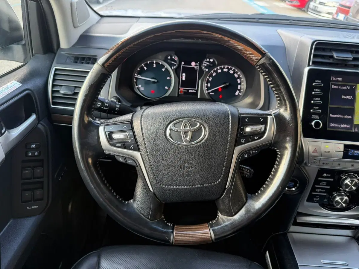 Toyota Land Cruiser usata a Piacenza (14)