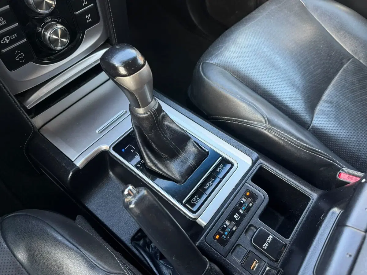 Toyota Land Cruiser usata a Piacenza (16)