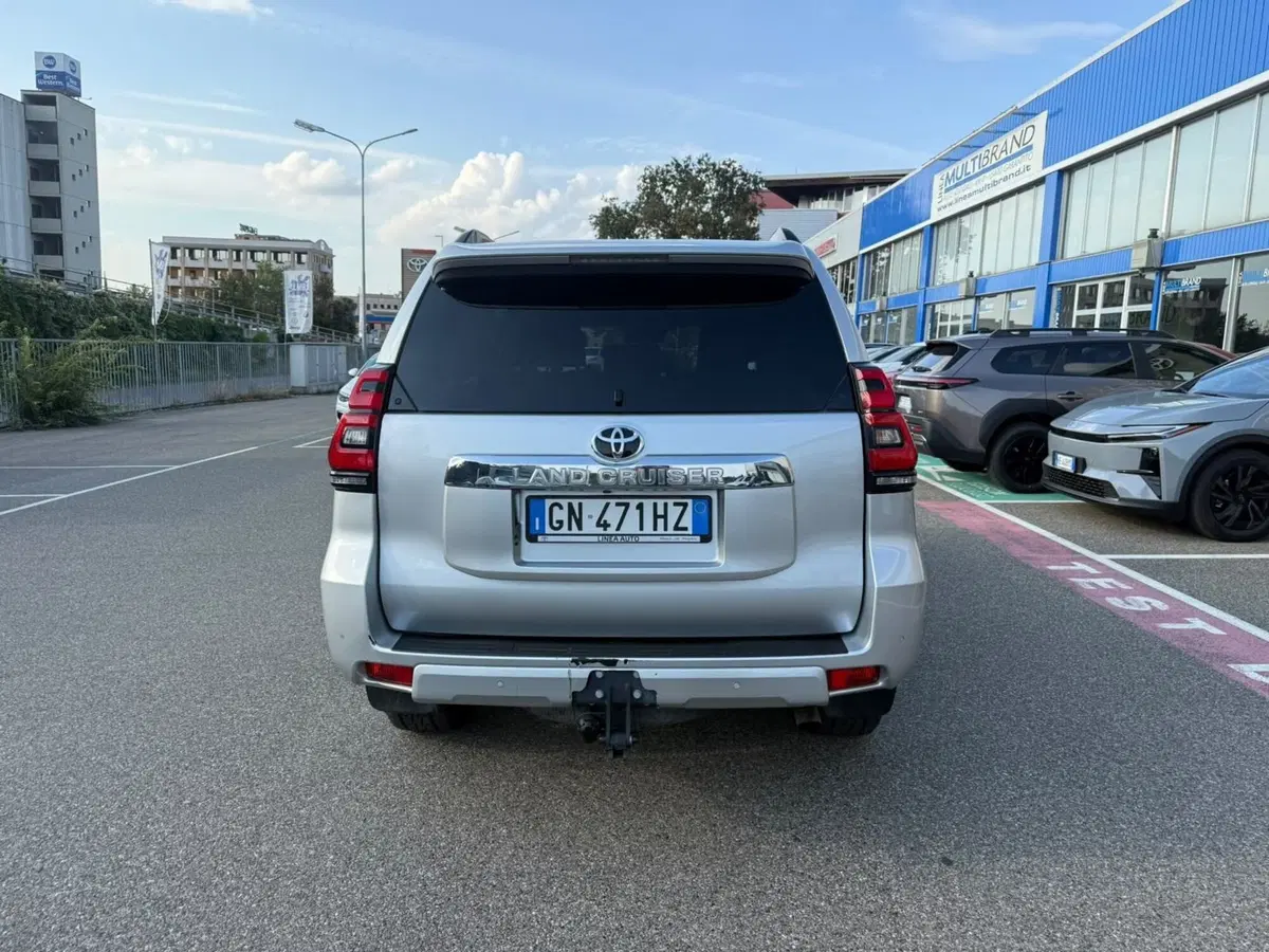 Toyota Land Cruiser usata a Piacenza (7)