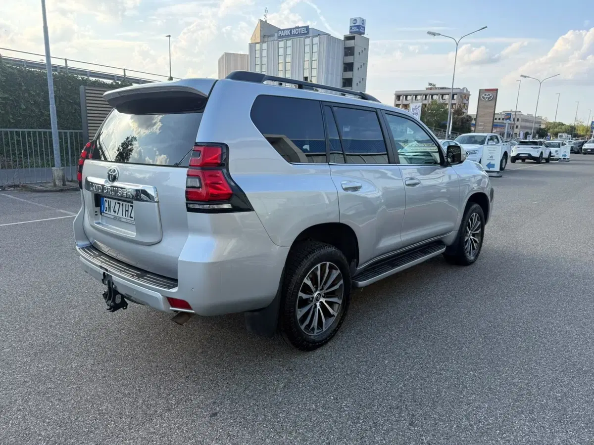 Toyota Land Cruiser usata a Piacenza (8)
