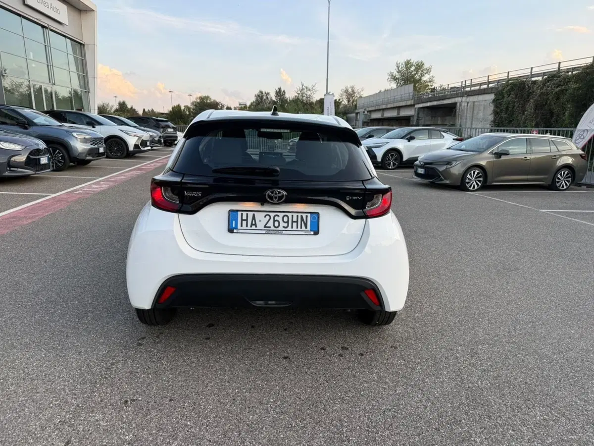 Toyota Yaris usata a Piacenza (6)