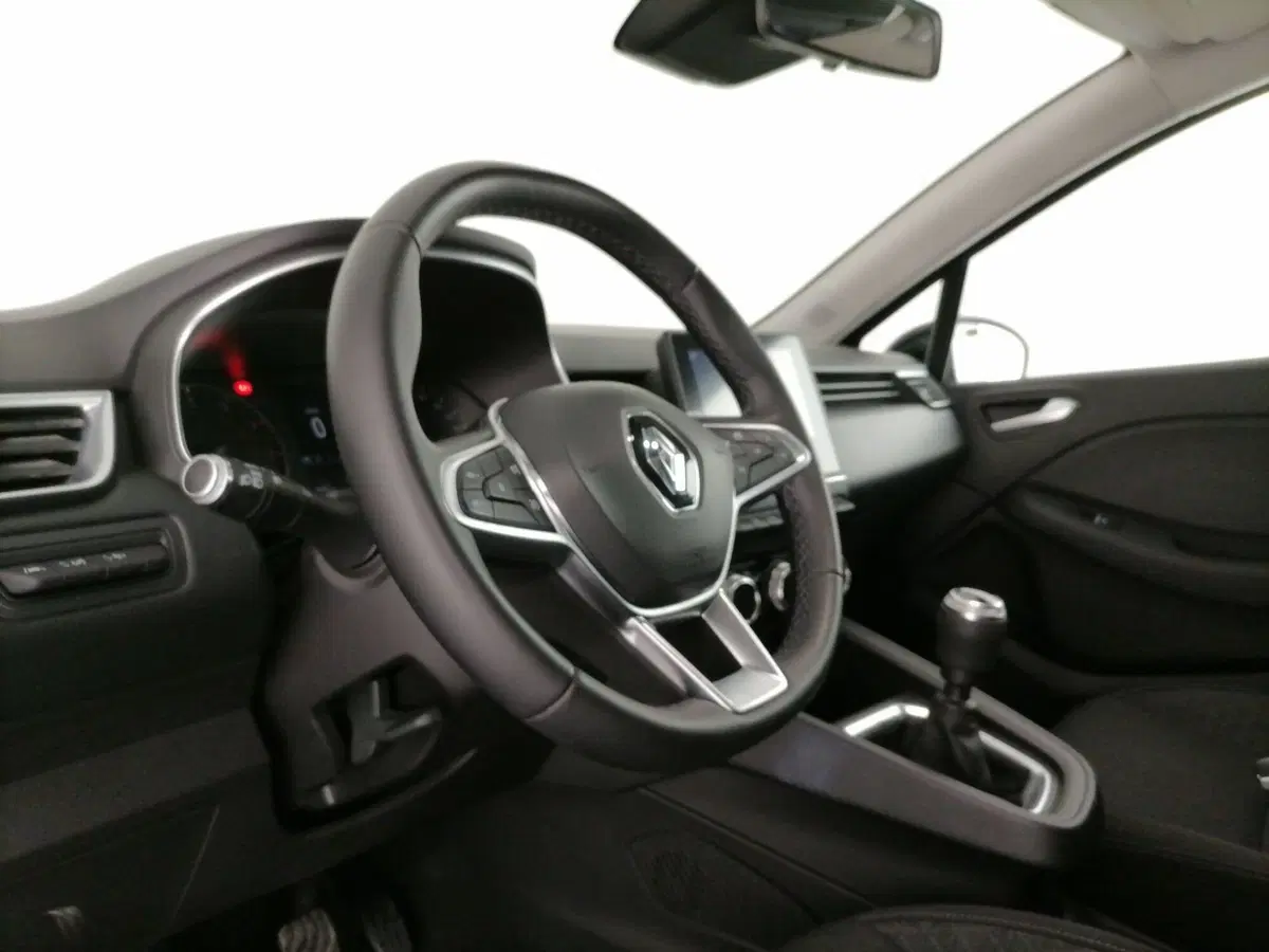 Renault Clio usata a Roma (11)