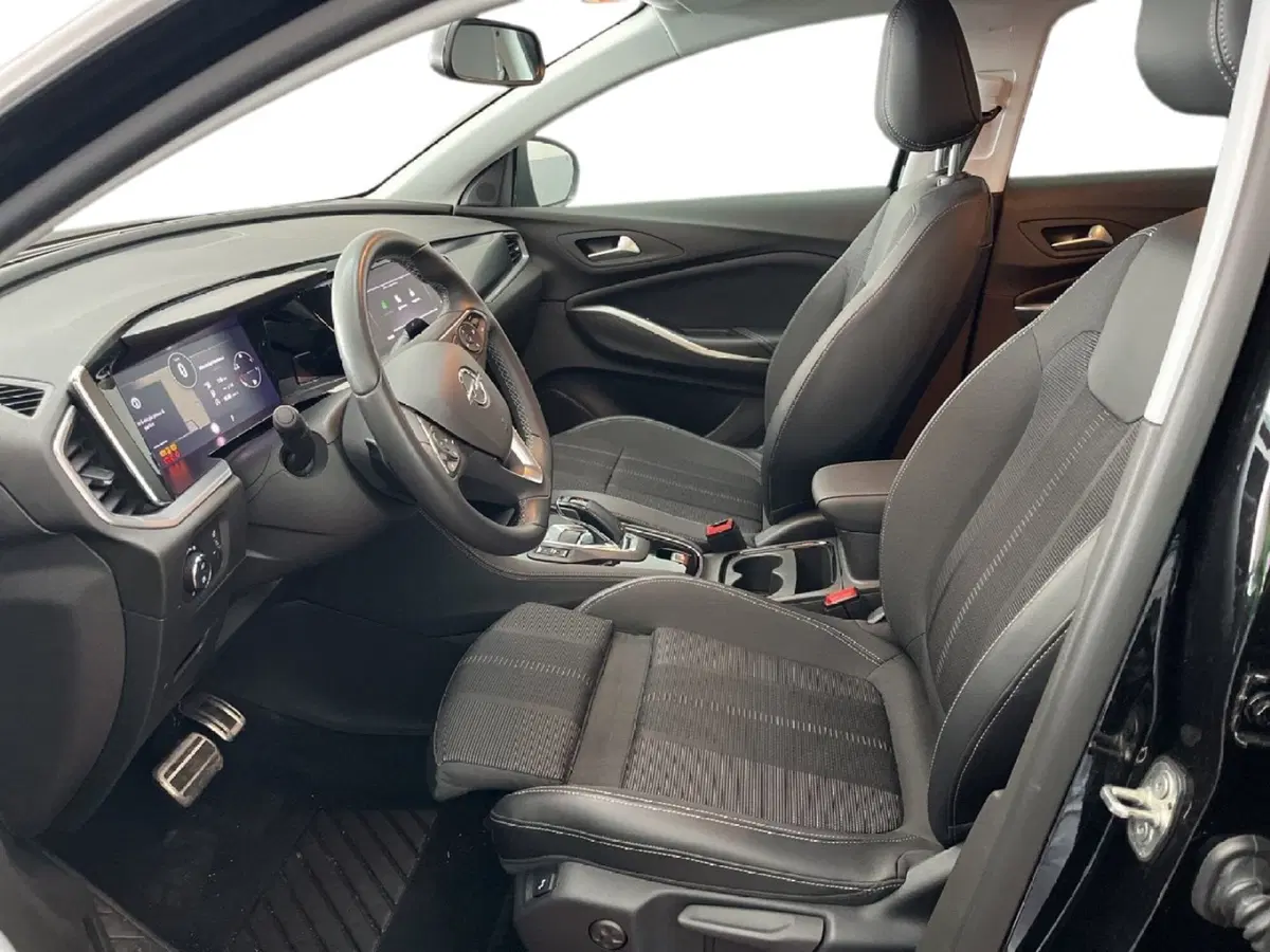Opel Grandland usata a Torino (10)