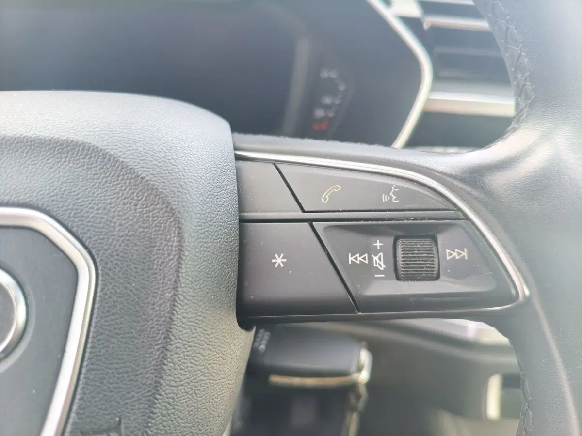 Audi Q3 Sportback usata a Matera (19)