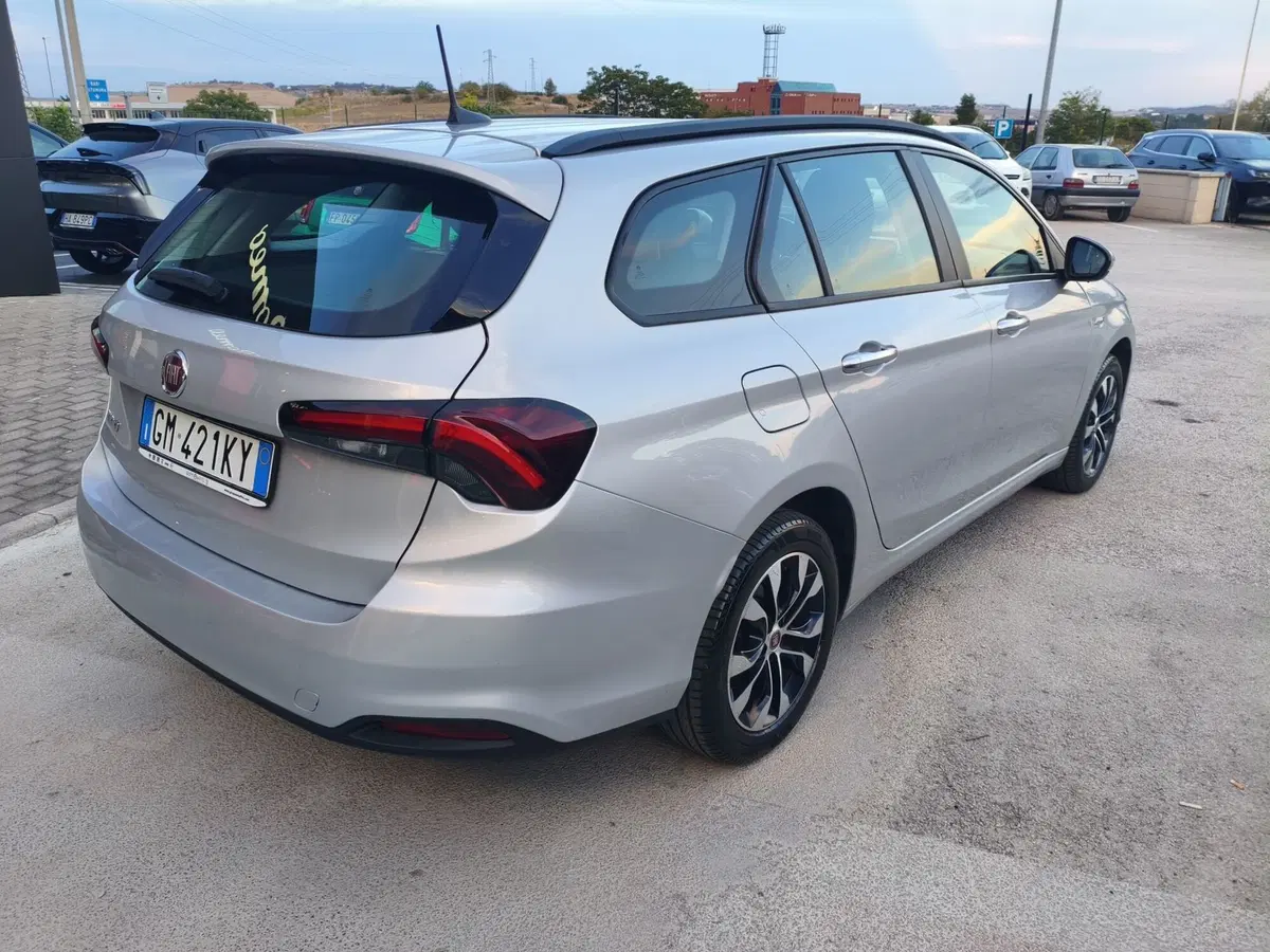 Fiat Tipo Station Wagon usata a Matera (5)