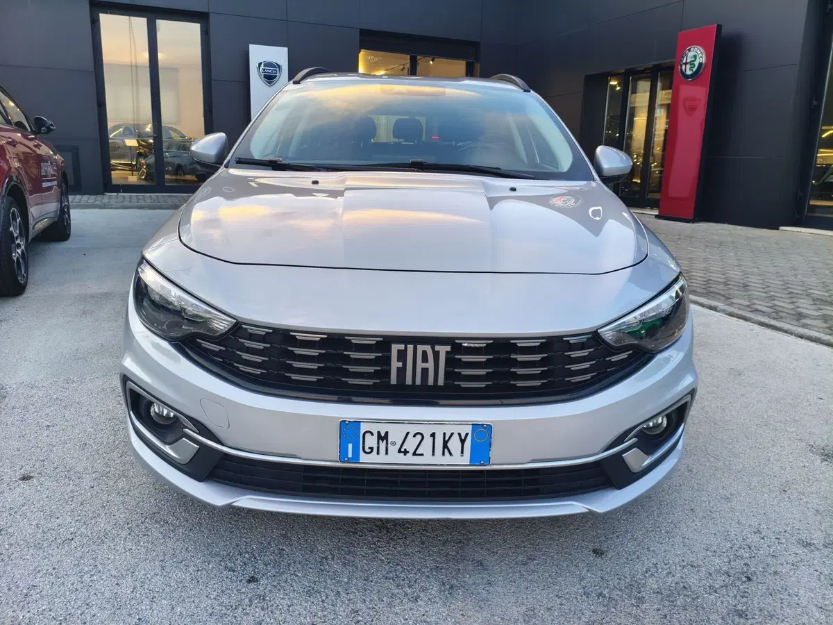 Fiat Tipo Station Wagon usata a Matera (8)