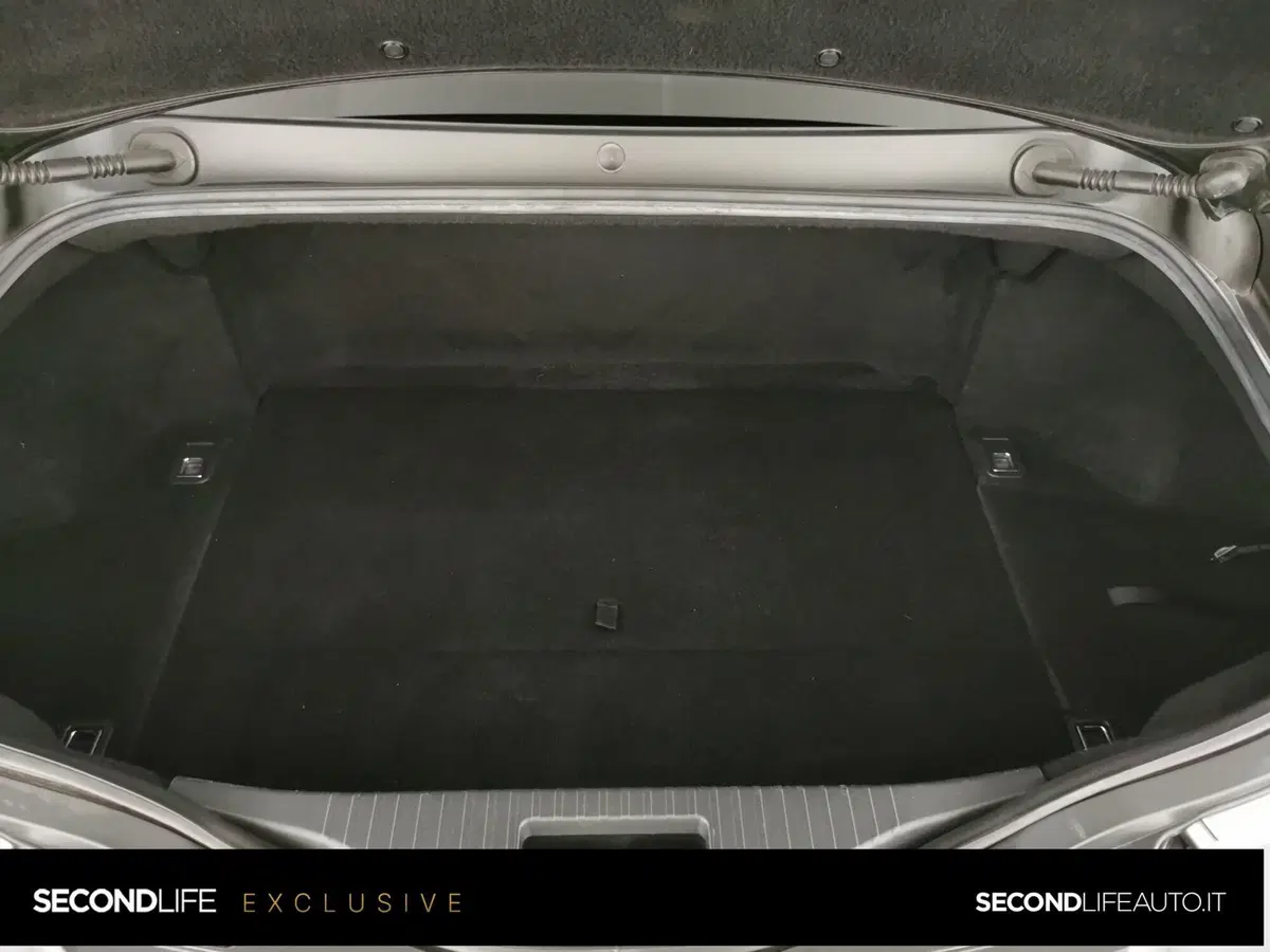 Lexus LC usata a Chieti (13)