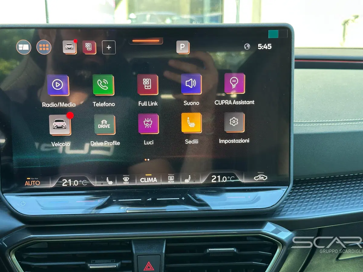 Cupra Leon nuova a Livorno (15)