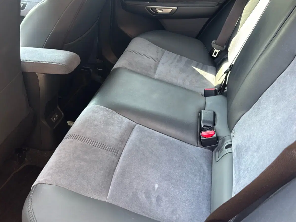Lexus LBX usata a Bologna (9)