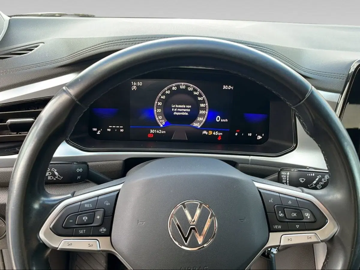 Volkswagen T-Roc usata a Livorno (10)