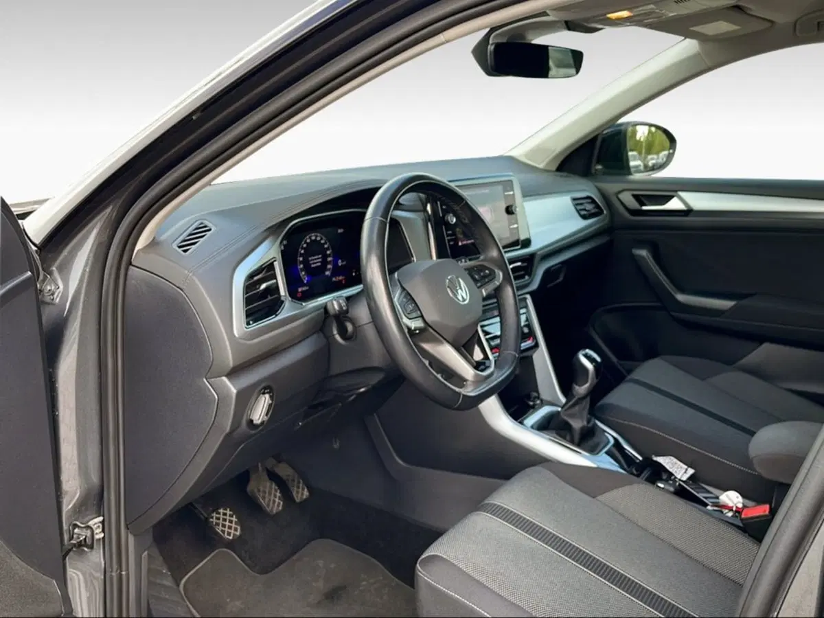 Volkswagen T-Roc usata a Livorno (6)