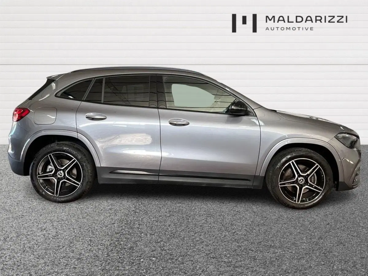 Mercedes-Benz GLA SUV usata a Bari (5)