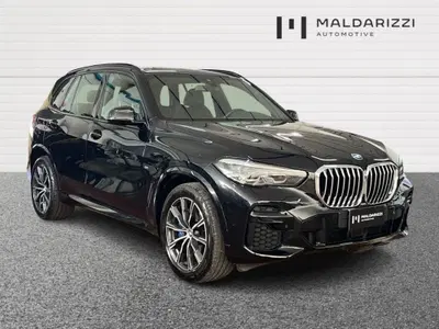 BMW X5 xDrive30d 48V Msport del 2022 usata a Bari