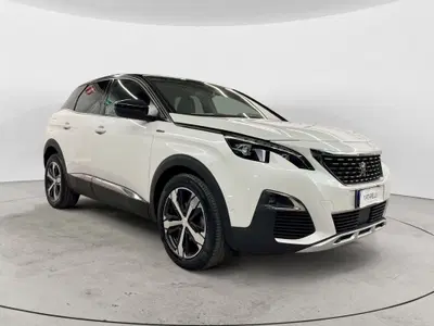 Peugeot 3008 BlueHDi 130 S&S EAT8 GT Line del 2020 usata a Monopoli