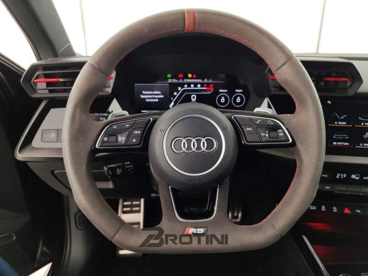 Audi RS 3 Sportback usata a Massa-Carrara (17)