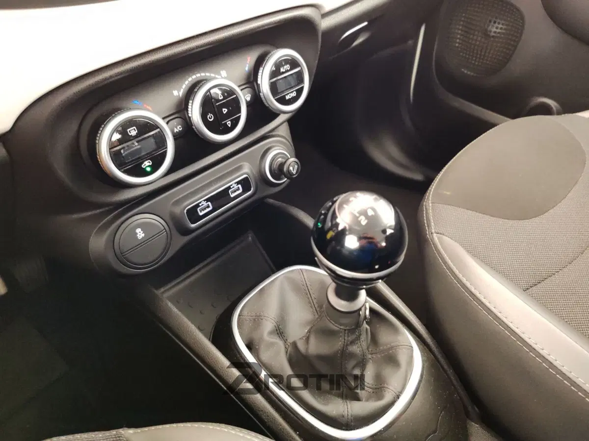 Fiat 500L usata a Massa-Carrara (12)