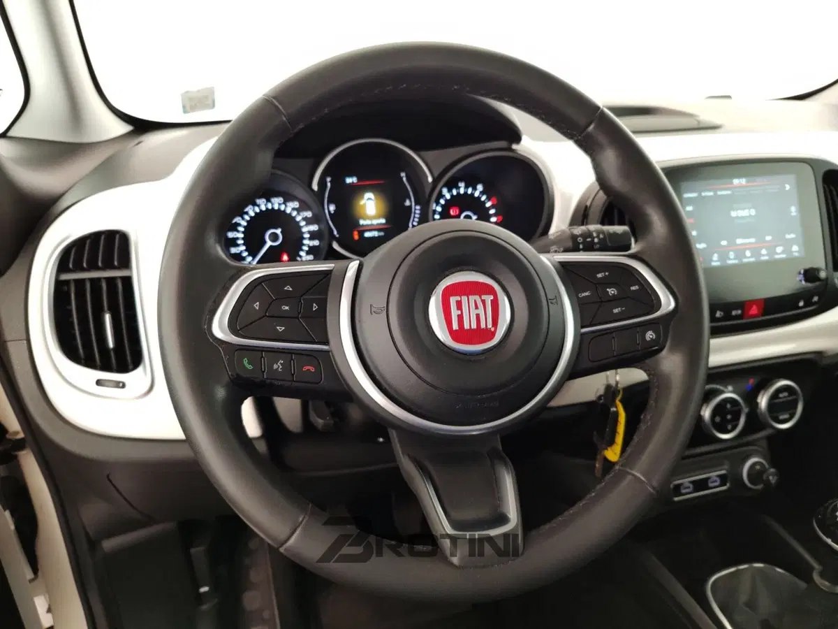 Fiat 500L usata a Massa-Carrara (14)