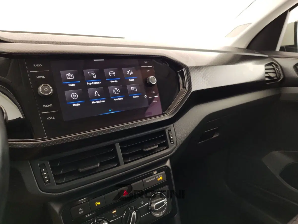 Volkswagen T-Cross usata a Massa-Carrara (15)