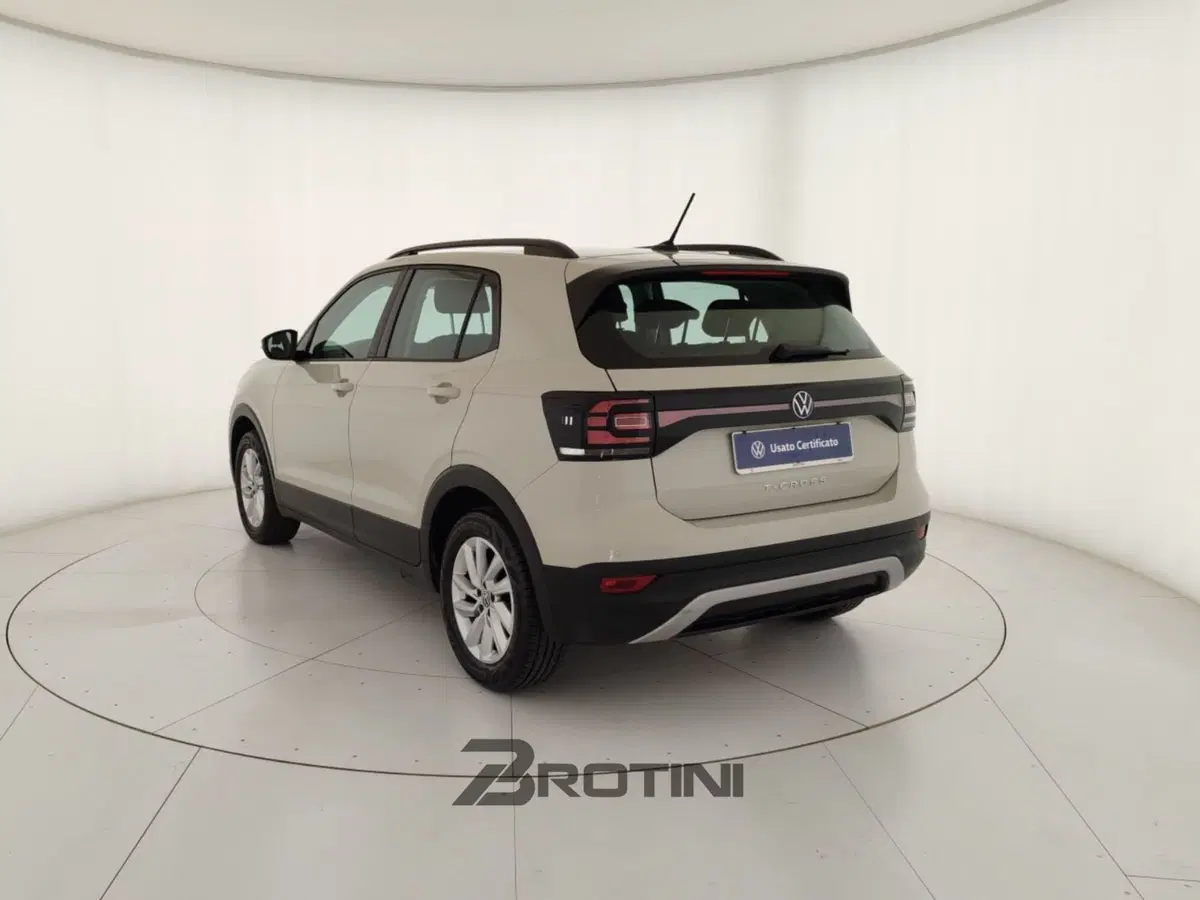 Volkswagen T-Cross usata a Massa-Carrara (2)