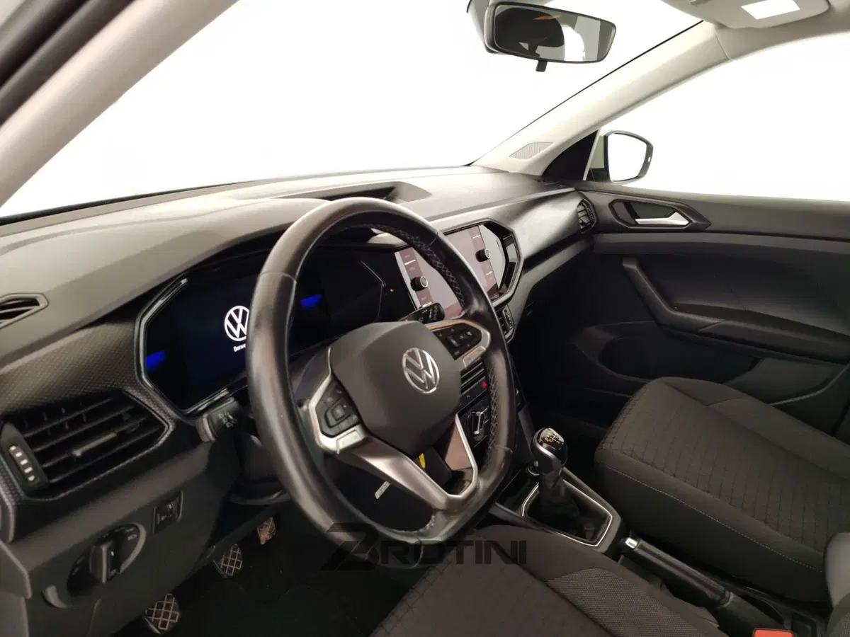 Volkswagen T-Cross usata a Massa-Carrara (8)