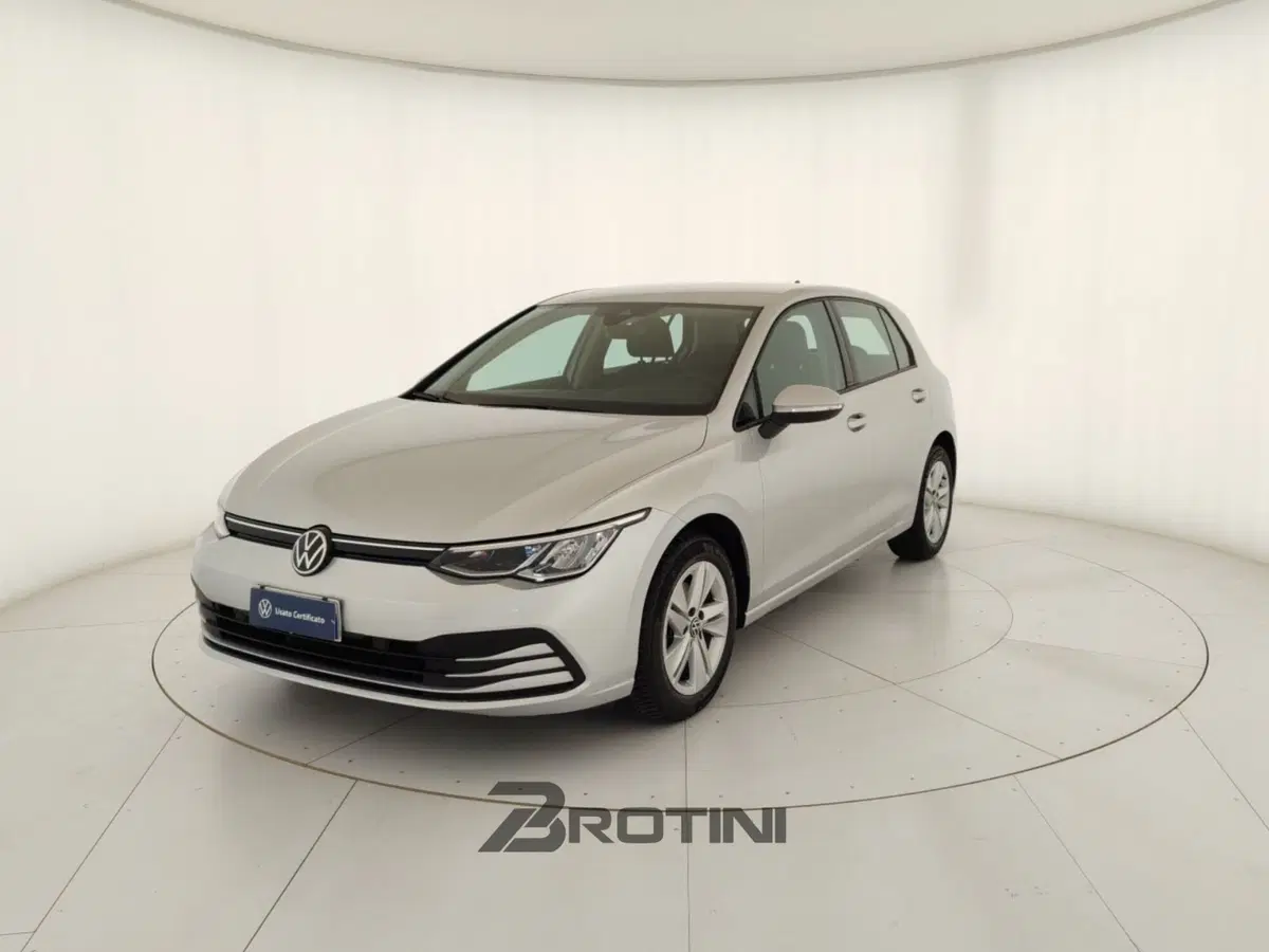 Volkswagen Golf usata a Massa-Carrara