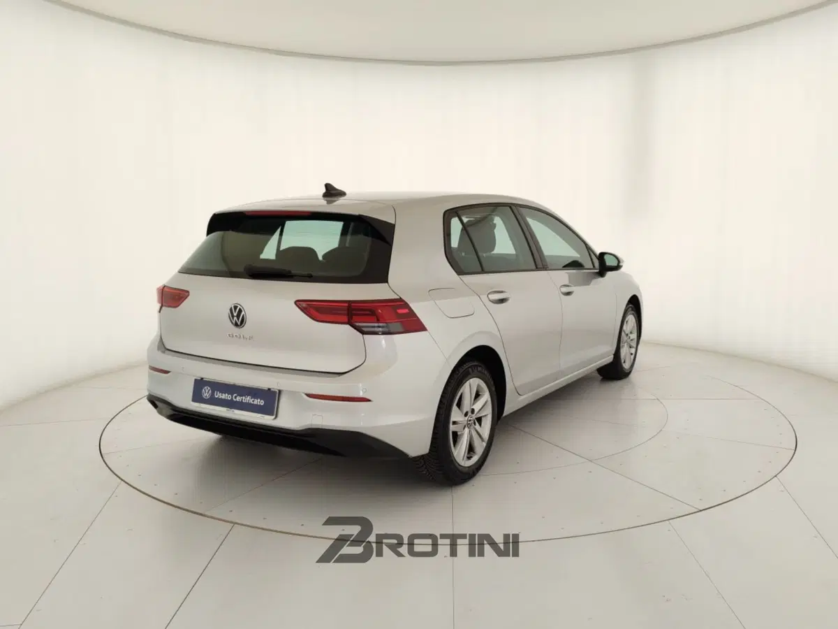 Volkswagen Golf usata a Massa-Carrara (3)