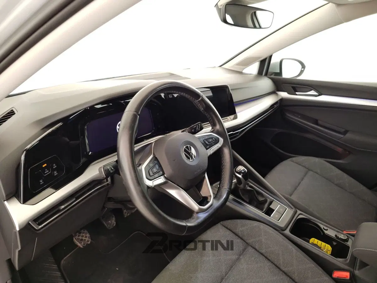 Volkswagen Golf usata a Massa-Carrara (8)