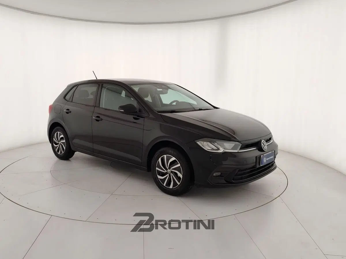 Volkswagen Polo nuova a Massa-Carrara (4)