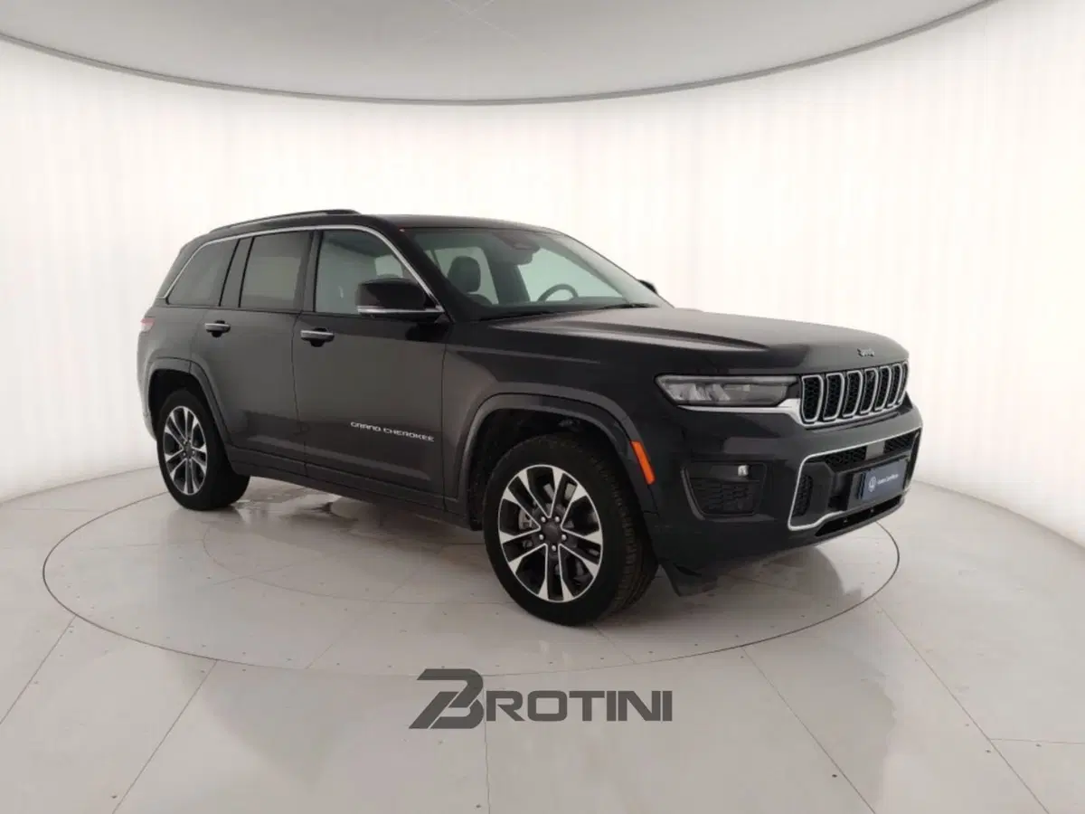 Jeep Grand Cherokee usata a Massa-Carrara (4)