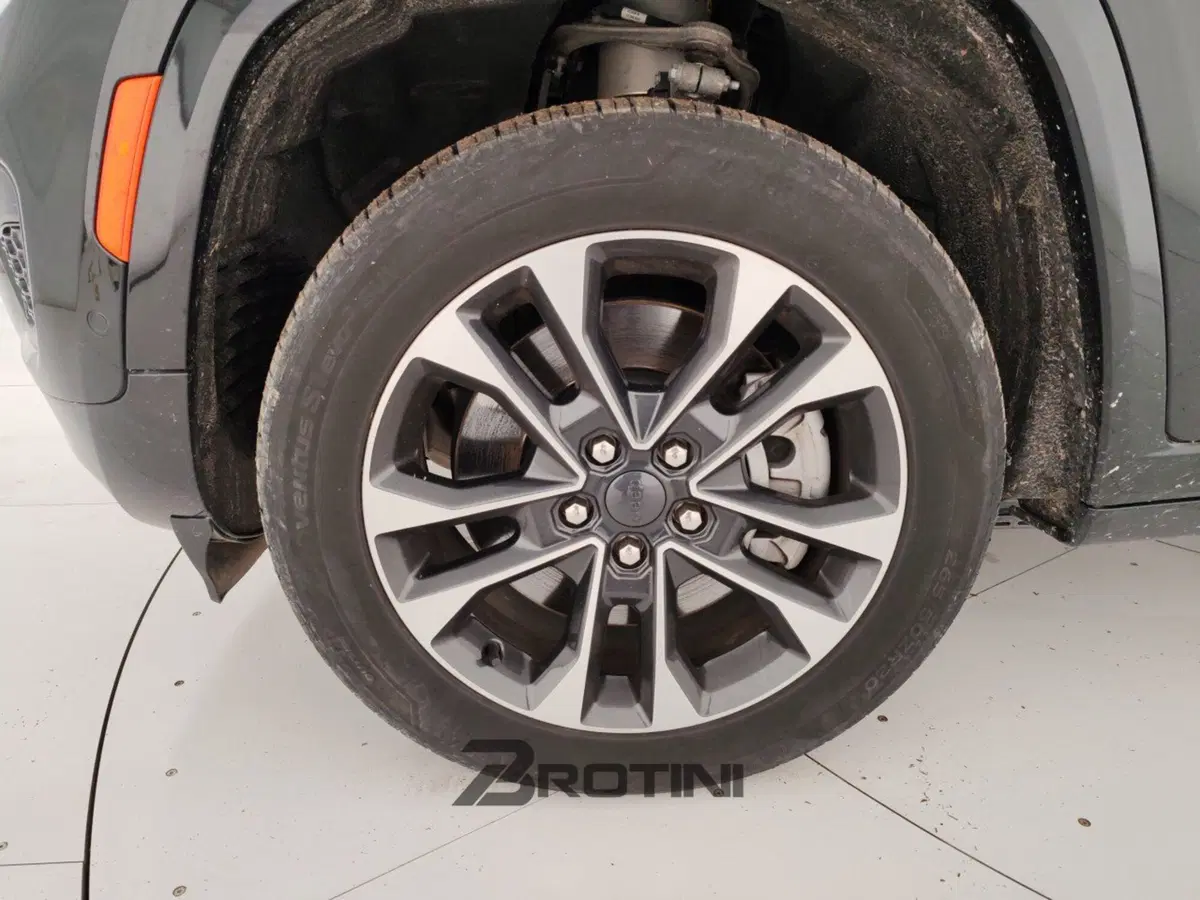 Jeep Grand Cherokee usata a Massa-Carrara (6)