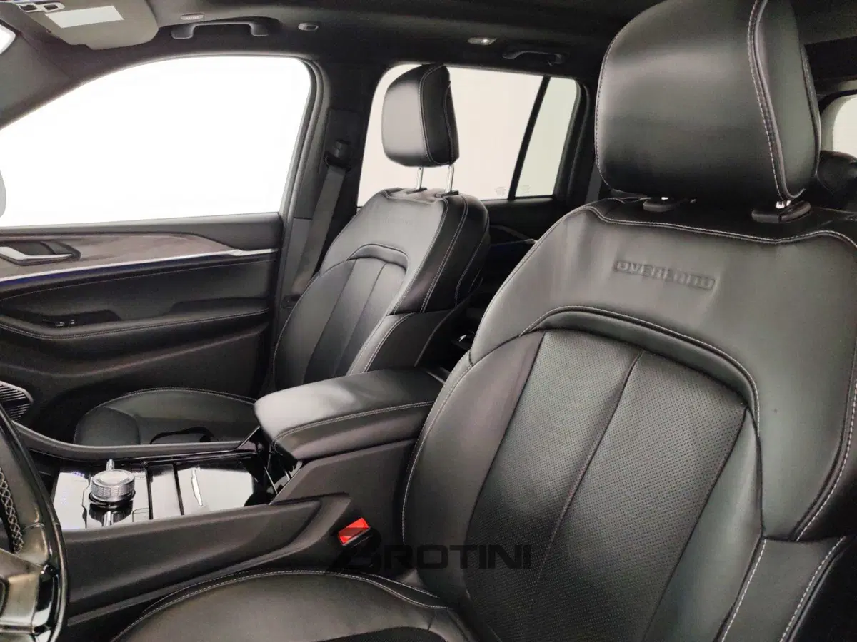 Jeep Grand Cherokee usata a Massa-Carrara (9)