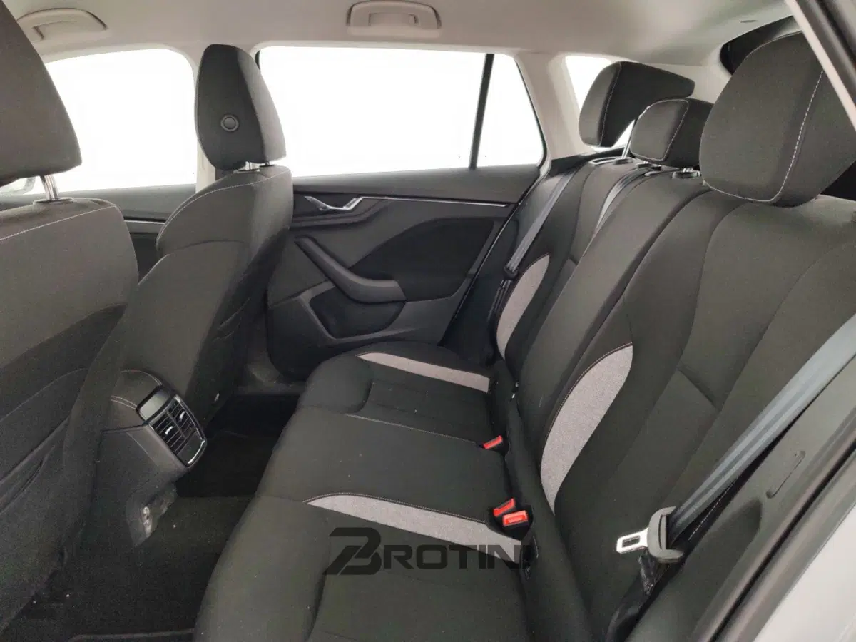 Skoda Kamiq usata a Massa-Carrara (10)