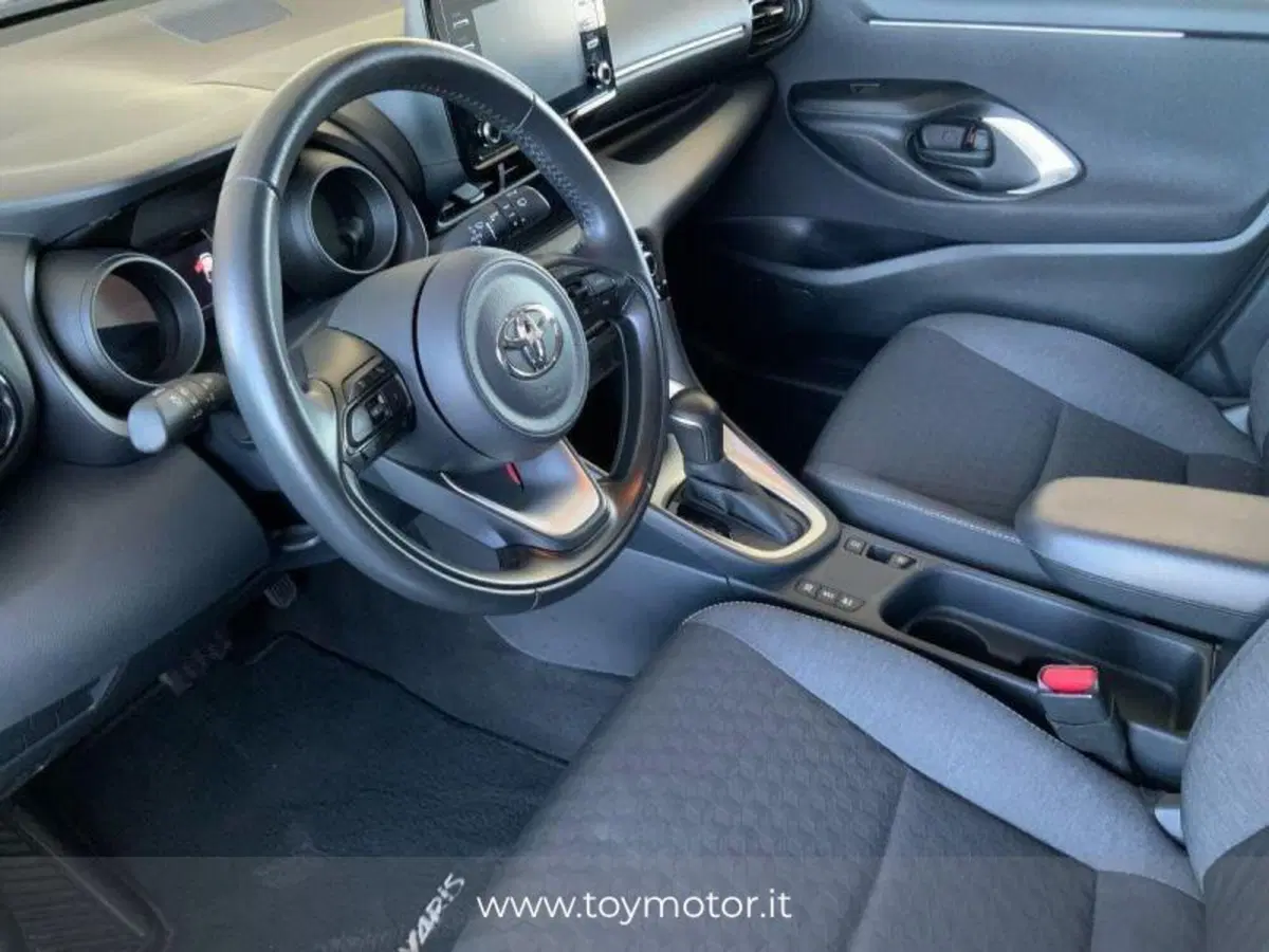 Toyota Yaris usata a Perugia (8)