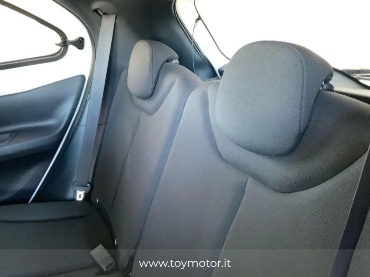Toyota Aygo X usata a Perugia (12)
