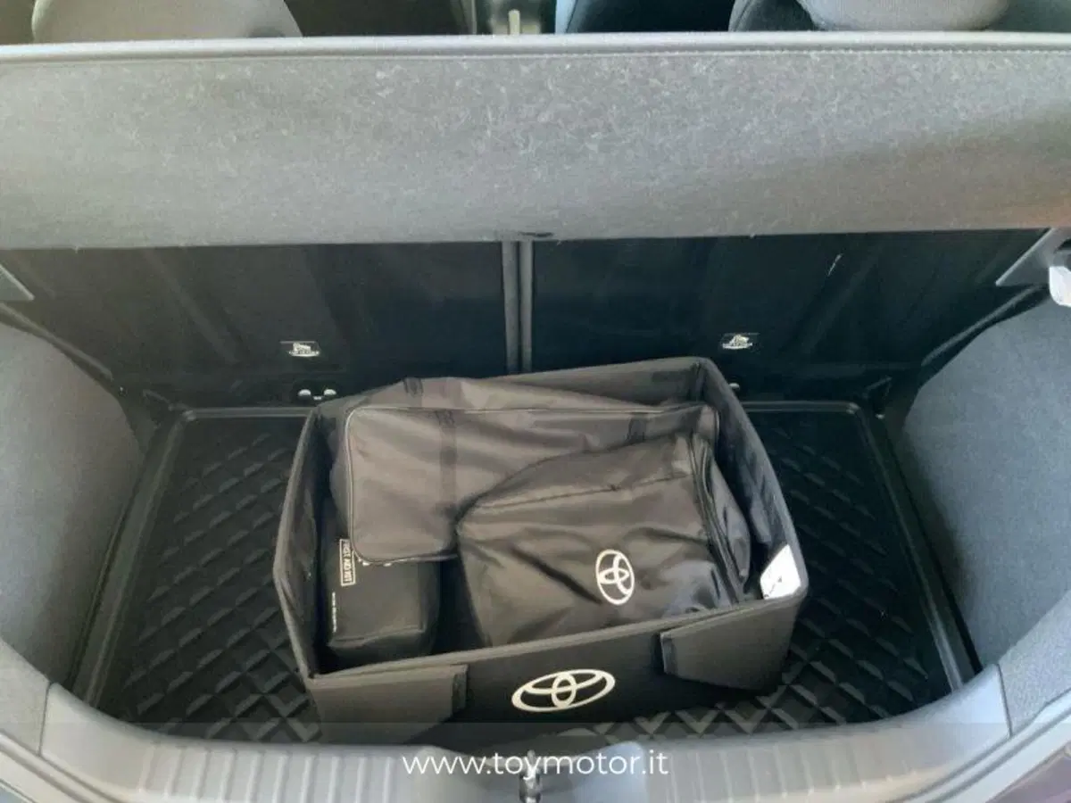 Toyota Aygo X usata a Perugia (7)