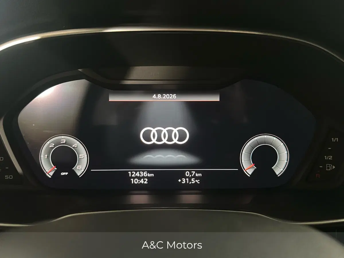 Audi Q3 Sportback usata a Caserta (11)
